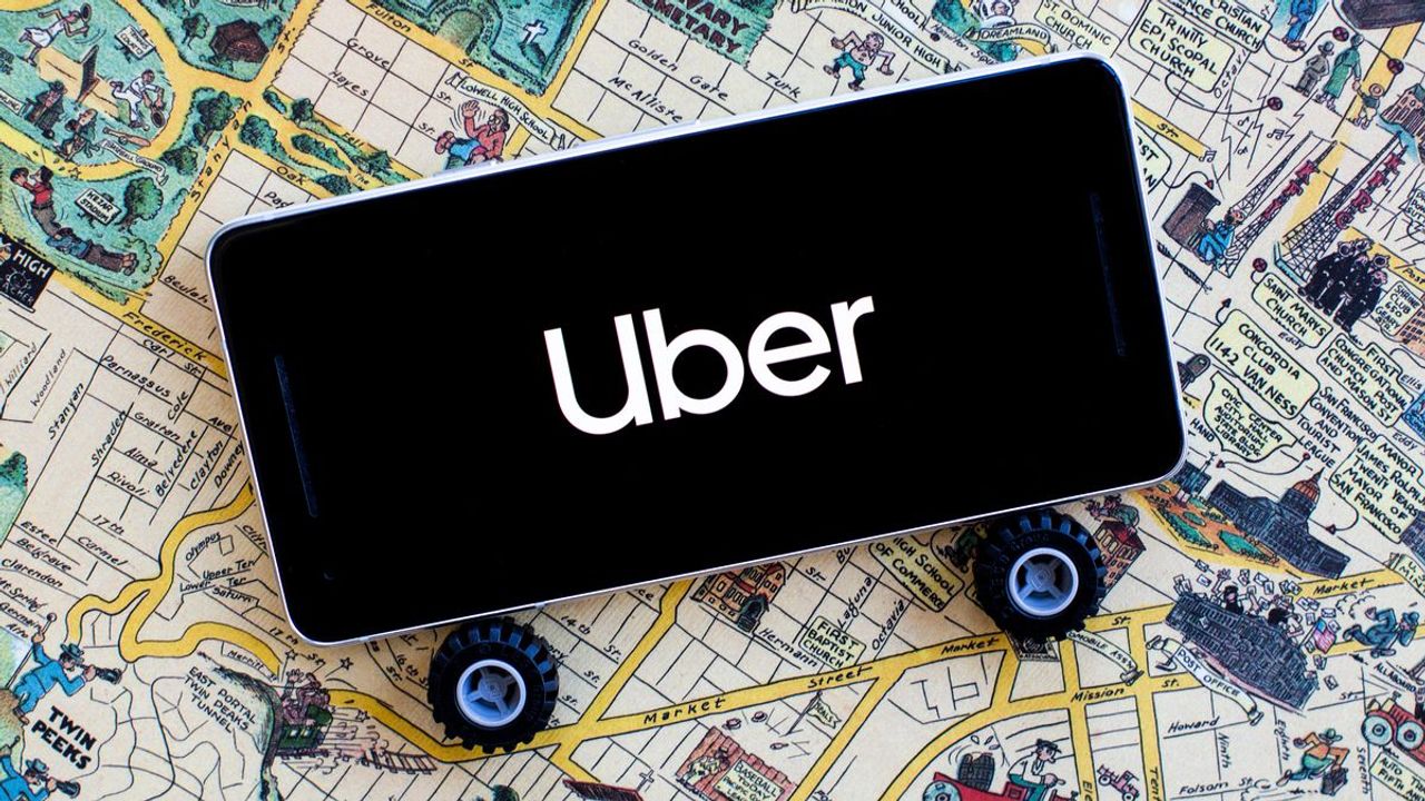 Uber'den sürücü ortaklarına ferdi kaza sigortası