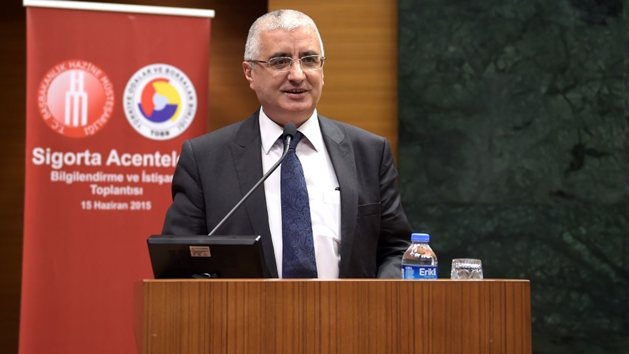 Dr. Ahmet Genç: Gün gelecek arabaya benzin doldurur gibi sigorta dolduracaksınız