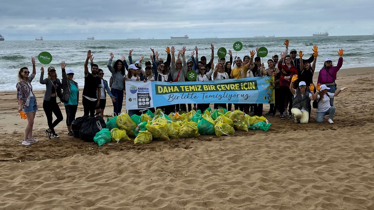 Aksigorta ve AgeSA Çalışanları, Yeşilist İş Birliği ile Sahil Temizliği Yaptı
