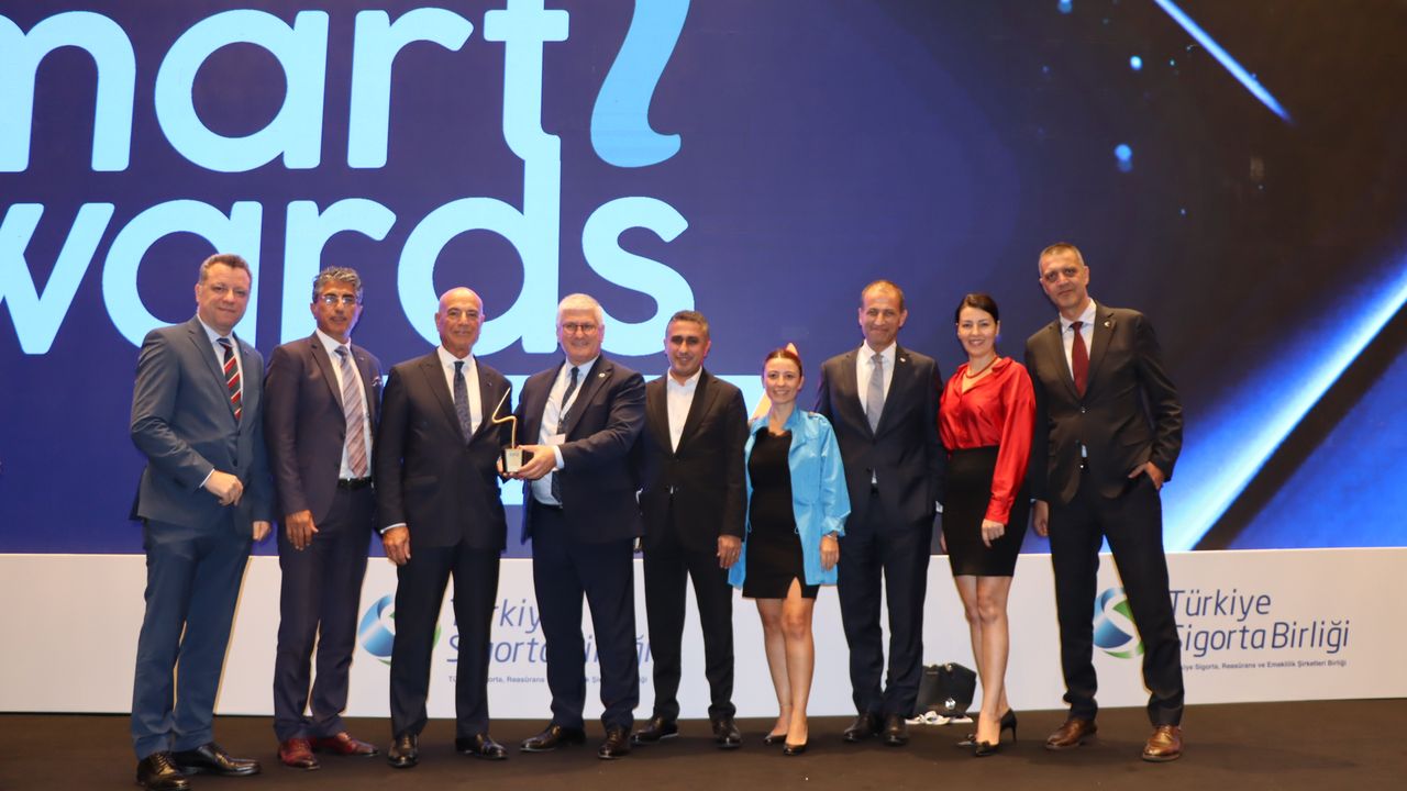 Quick Finans Poliçe Prim Kredisi ile En İnovatif Ürün Kategorisinde Altın Ödül Kazandı!