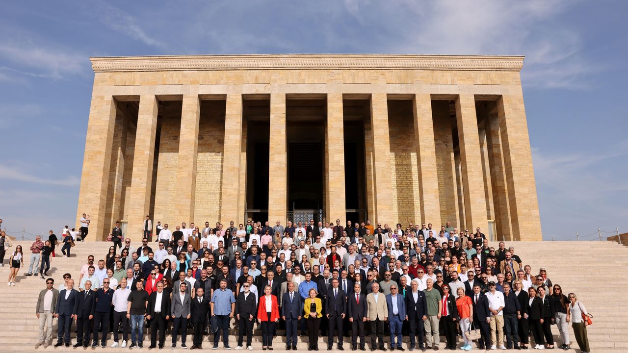 Anadolu Sigorta, Cumhuriyetin 100’üncü Yılında Acenteleriyle Ankara’da Bir Araya Geldi!