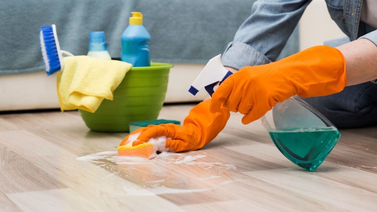 Ev işçilerine sigorta için masaya oturma hazırlığı