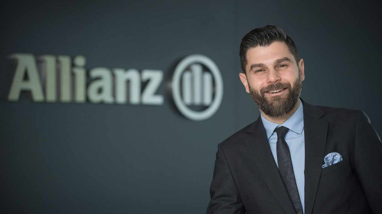 Allianz Türkiye, acentesini açmak isteyen satış temsilcilerini Girişimciler Ofisi ile destekliyor