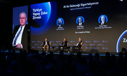 Ahmet Yaşar: "Ustalık, yapay zekâyı değil, insan zekâsını doğru kullanabilmektir”