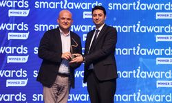 sigortaladım.com’un Tesla sahipleri için geliştirdiği InsureMyTesla platformuna Smart-i Awards’tan ödül