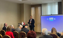 Şentürk, Türk Tıp Dünyası Kurultayı’nda konuşmacı olarak yer aldı