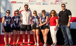 QNB Sigorta Kadın Voleybol Takımı Beach Volley MasteRS’ta üçüncülük kupasının sahibi oldu