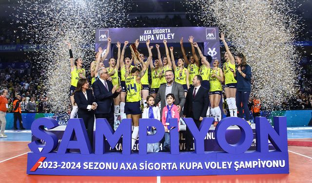 AXA Sigorta Kupa Voley Kadınlar Şampiyonu Fenerbahçe Opet Oldu