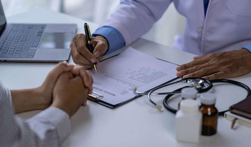 Yanlış teşhisle sağlık sigortasını dolandırdı