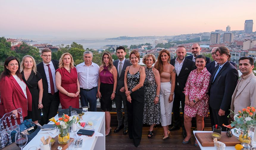 Doğa Sigorta, brokerleri ile sıcak bir yaz gecesinde düzenlediği sımsıcak bir davet ile bir araya geldi