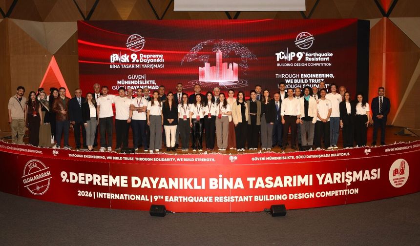 Depreme dayanıklı geleceğin genç mühendisleri ödüllendirildi