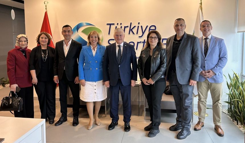 İSAD yönetimi, Türkiye Sigorta Birliği’ni ziyaret etti