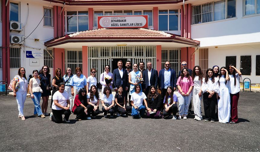 Finansla Gelecek eğitim seferberliğinin yeni durağı Diyarbakır oldu