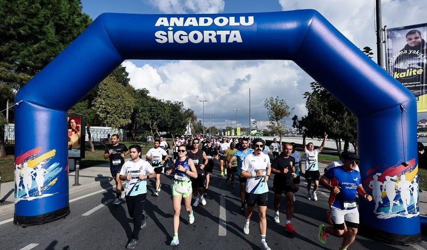 Anadolu Sigorta Bir Adım Daha Koşusu Haliç’te sporseverleri buluşturdu