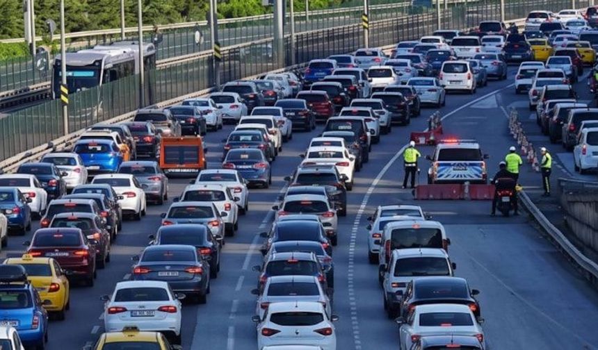 Binlerce sürücüyü ilgilendiren karar! 'Kara Liste'ye alındı, 10 yıl sigorta yaptıramadı