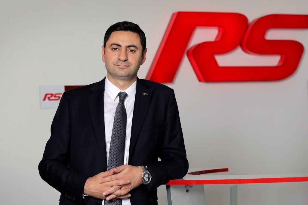 RS-Servis-CEOsu-Unal-Unaldi-scaled