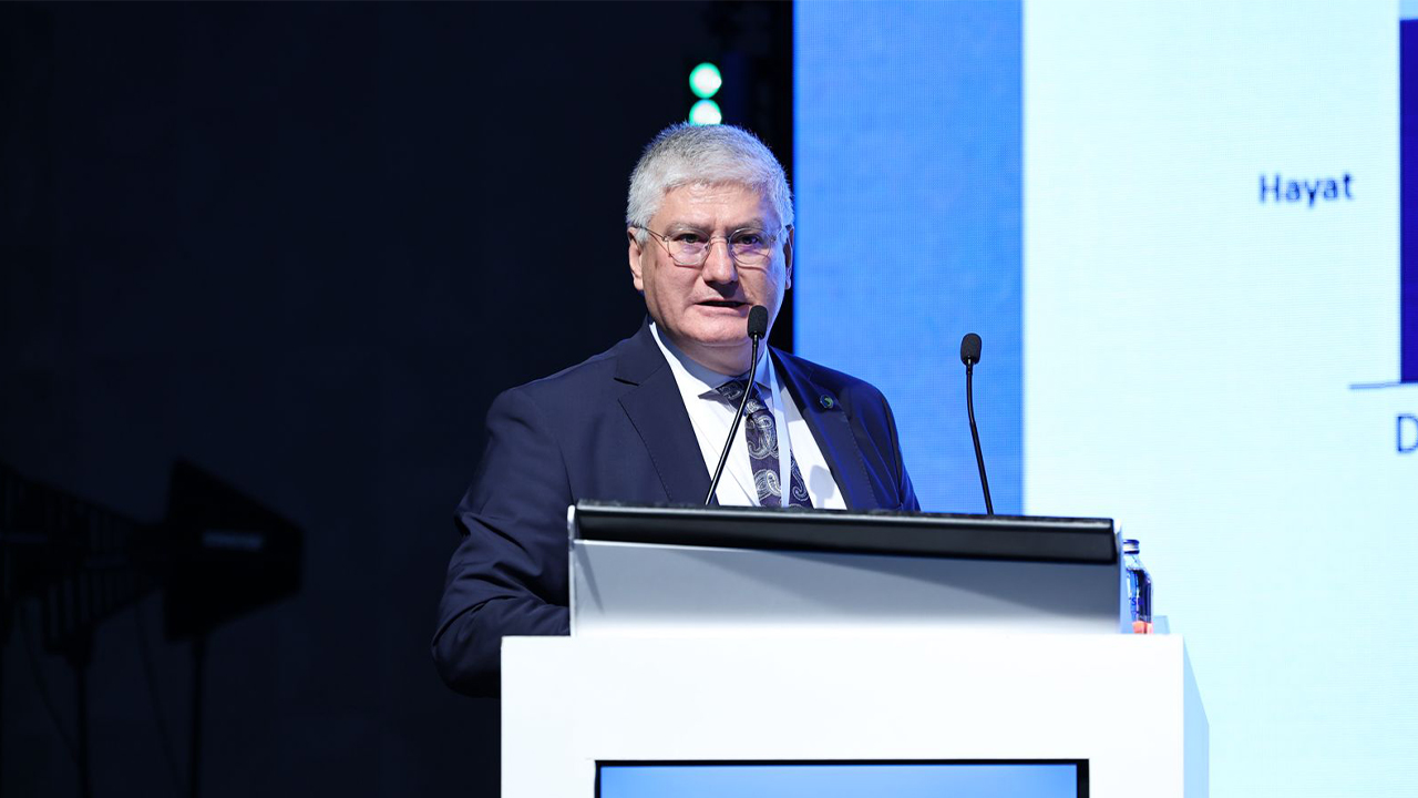 Ahmet Yaşarr