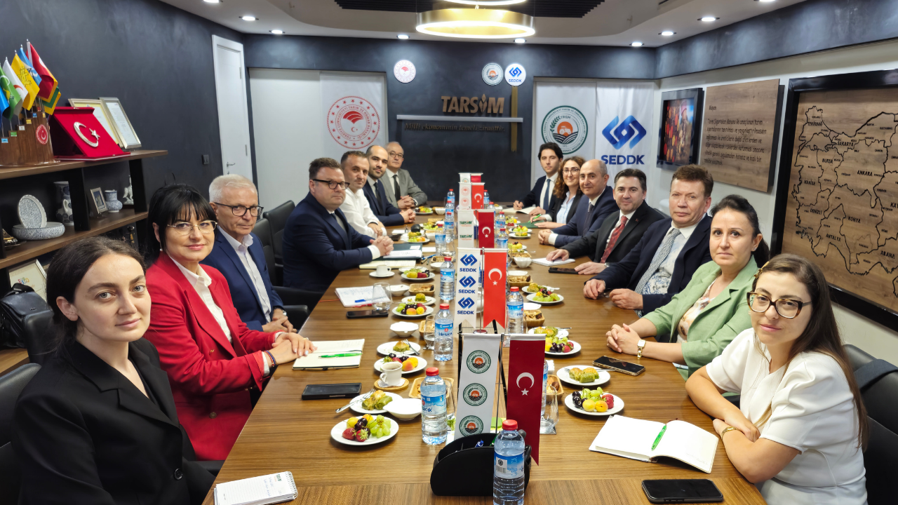 Tarsi̇m Arnavutluk’ta Kurulacak Yeni Sisteme Rehberlik Ediyor (3)
