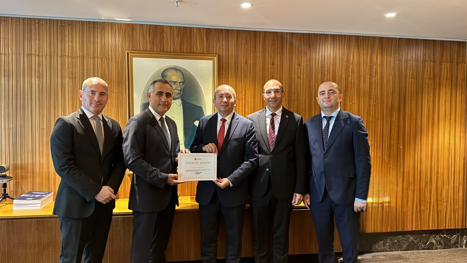 Anadolu Sigorta bu sene de İstanbul defterdarlığı tarafından Teşekkür Belgesi ile onurlandırıldı